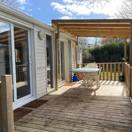 Bungalow Climatise Dans Un Bel Ecrin De Nature Saint-Cheron Exterior photo